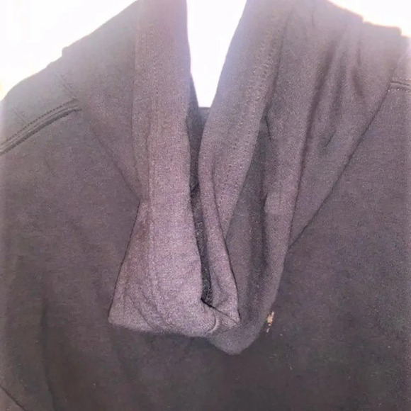 Black‎ long sleeved hoodie M - Picture 8 of 8